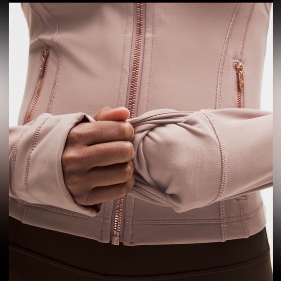 Lululemon Define Cropped Jacket Nulu-NWT!! - Picture 10 of 15